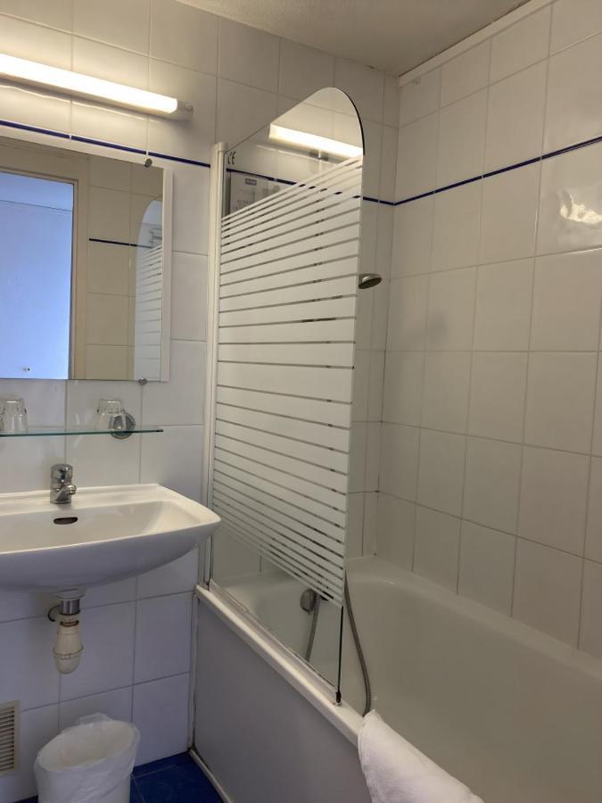 Shelder Hotel - Cherbourg En Cotentin - Equeurdreville Eksteriør bilde